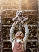 Drake mjukisdjur 20 cm Moat Bearhouse by Charlie Bears