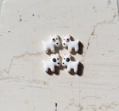 Bullterrier örhängen av lera 1