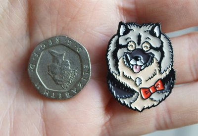 Keeshond pin