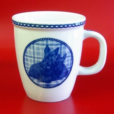 Skotsk terrier mugg av porslin Lekven 30091