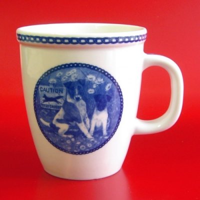 Släthårig foxterrier mugg av porslin Lekven 30381