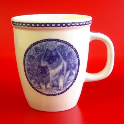 Keeshond porslinsmugg Lekven design