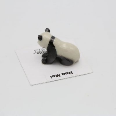 Panda miniatyr porslinsfigur Hua Mei