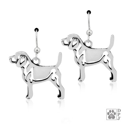 Beagle örhängen av silver helfigur
