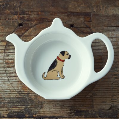 Borderterrier fat till tepåse