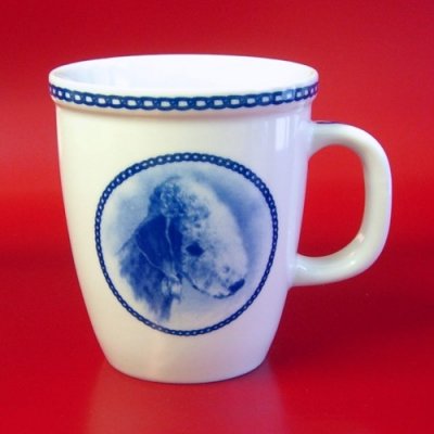 Bedlingtonterrier mugg av porslin Lekven 75161