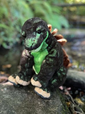 Dinosaurie mjukisdjur 36 cm E Normous Charlie Bears