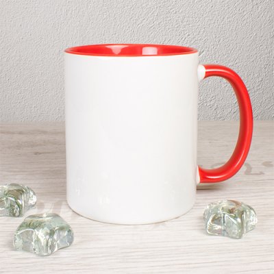 Mugg med färg på insida och handtag olika färger