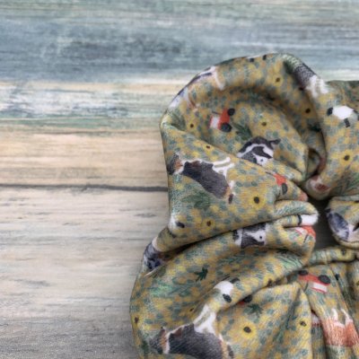 Border collie scrunchie Samantha Hall