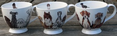 Mugg Hundar 3 olika varianter Cinnober