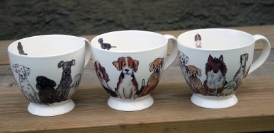 Hundmugg av porslin