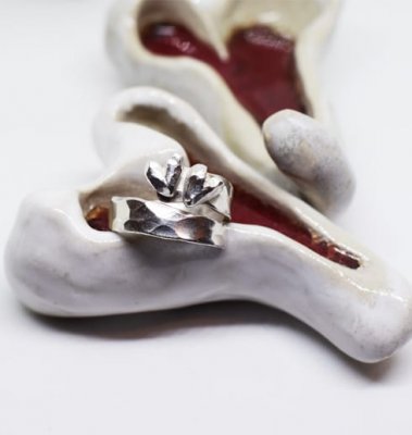 Omlottring med hjärtan silverring ALTI