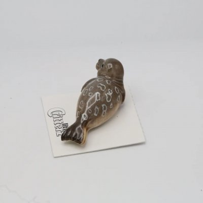 Säl miniatyr porslinsfigur Chukchi Ringed Seal