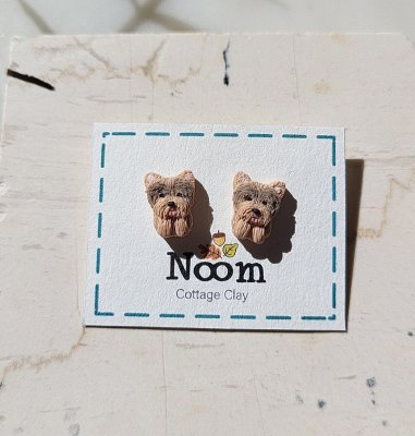 Yorkshireterrier örhängen av lera 2