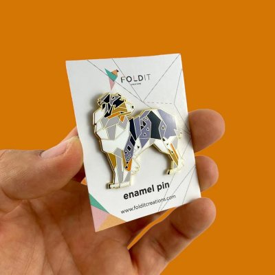 Australian shepherd pin av emalj
