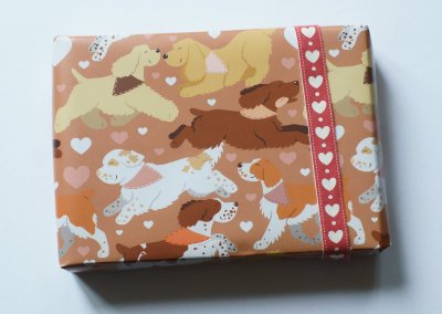 Spaniels presentpapper 70x30 cm