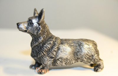Welsh corgi pembroke minimodell av tenn