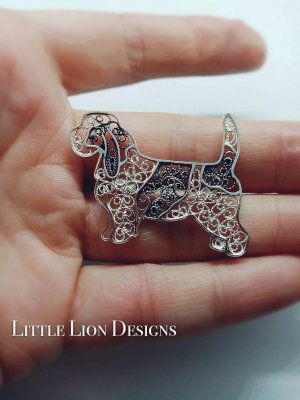 Petit basset griffon vendéen smycke olika varianter 2 Lion