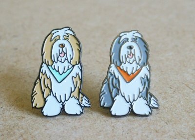 Bearded collie emaljpin Jess