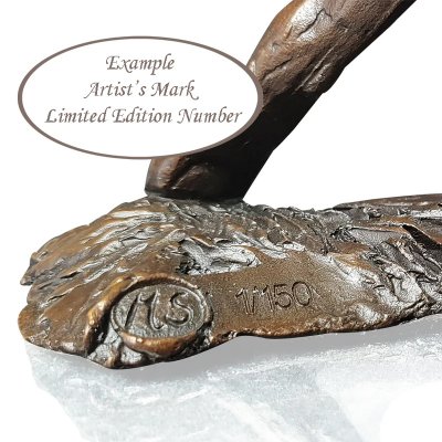 Tax (korthårig) miniatyr av brons limited edition Richard Cooper Bronze