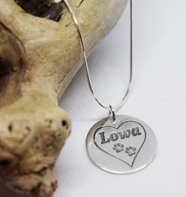 Namn, hjärta och tassar silverhalsband ALTI