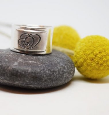 Tassar i hjärta silverring ALTI